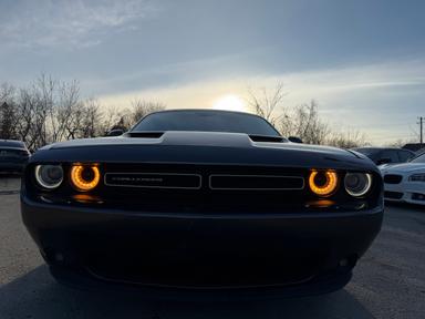 Dodge Challenger 2015 - Thumbnail 2