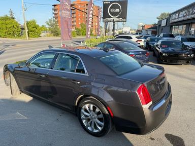 Chrysler 300 2020 - Thumbnail 8