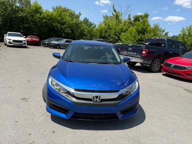 Honda Civic 2018 - Thumbnail 2