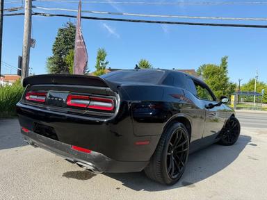 Dodge Challenger 2022 - Thumbnail 11
