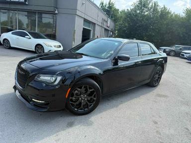 Chrysler 300 2021 - Thumbnail 1