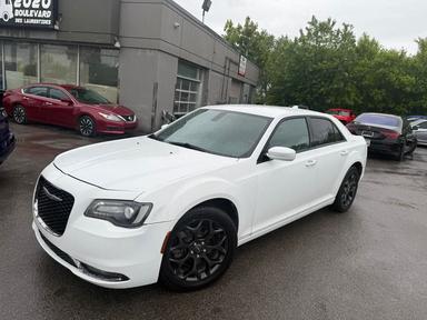 Chrysler 300 2019 - Thumbnail 1