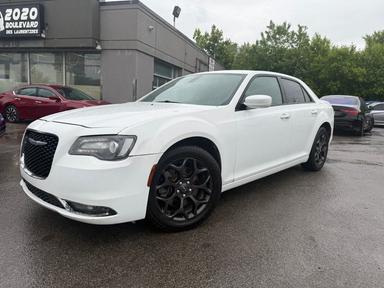 Chrysler 300 2019 - Thumbnail 2