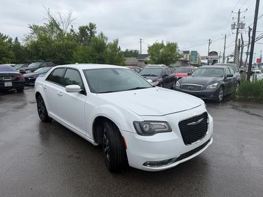 Chrysler 300 2019 - Thumbnail 4