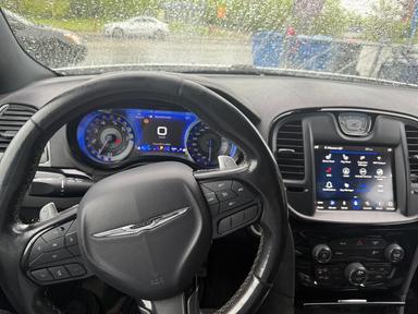 Chrysler 300 2019 - Thumbnail 10
