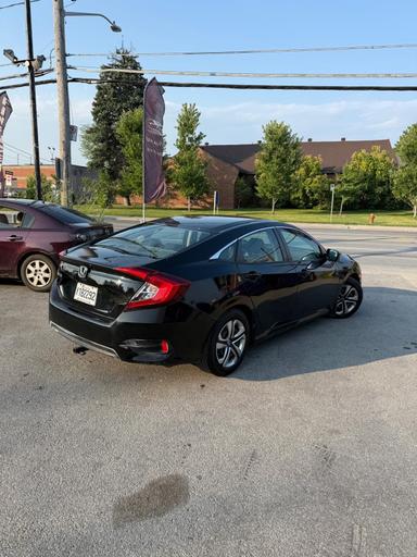 Honda Civic 2017 - Thumbnail 4