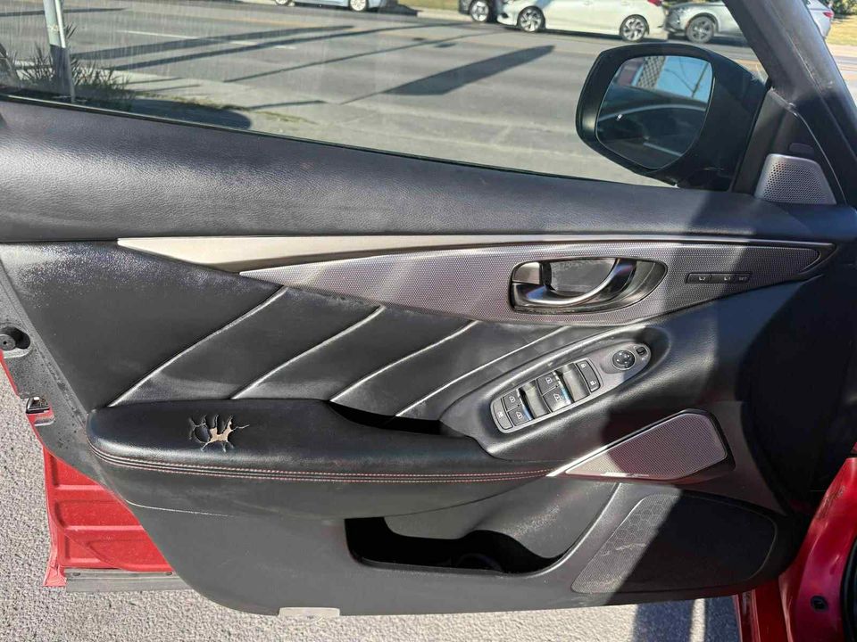 Infiniti Q50 2019 - Image 10