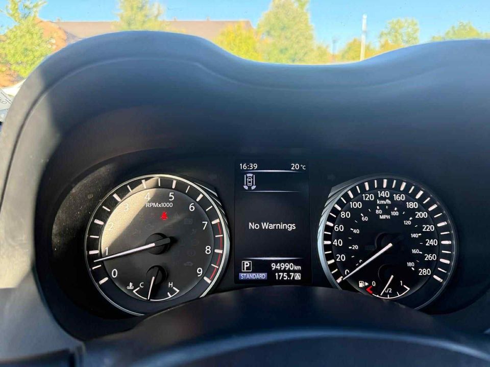 Infiniti Q50 2019 - Image 17